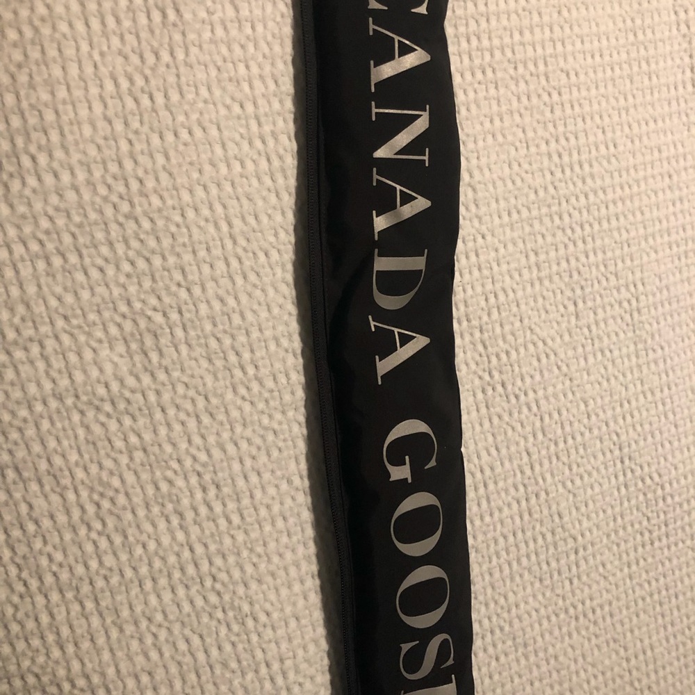 Canada Goose Reflective Hood trim